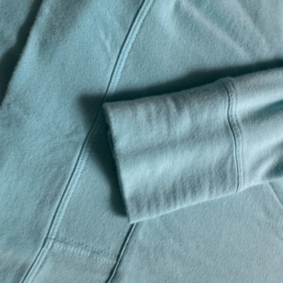 Lilly Pulitzer Cassi Teal Blue pull over top tunic w/ kanga pocket on front - Picture 5 of 8